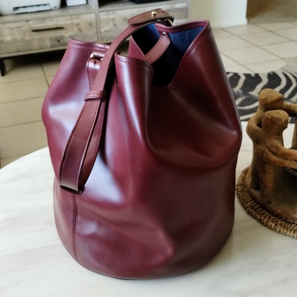 creatures of comfort Handbags - Creatures of Comfort Bucket Bag Tote Burgandy